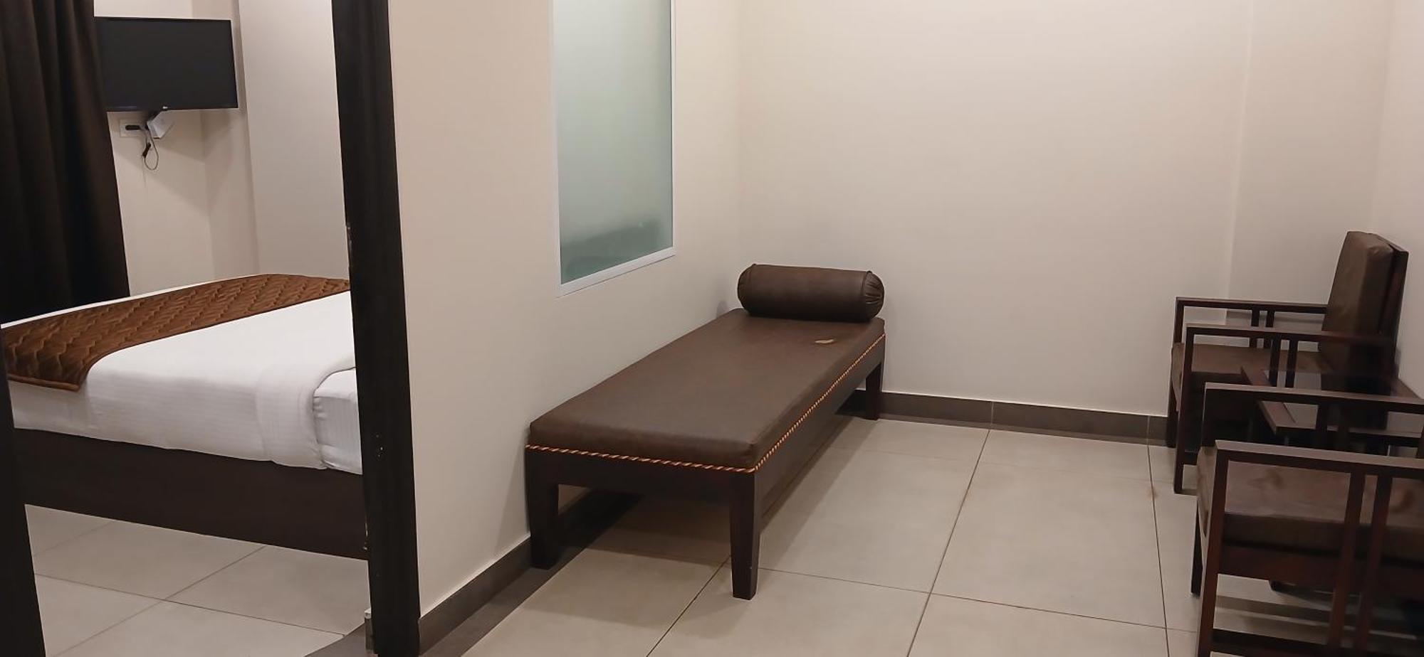 Hotel Pankaj Residency Guruvāyūr 외부 사진